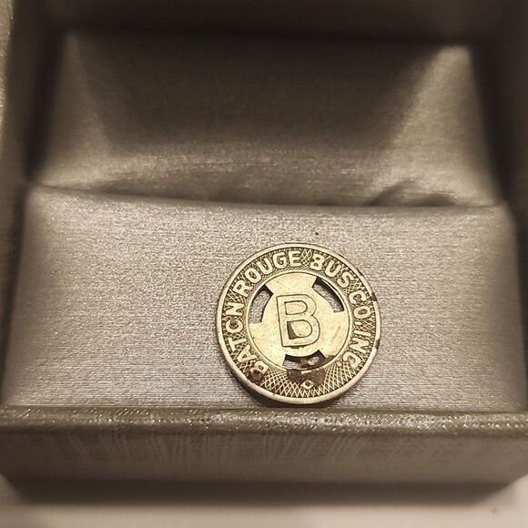 1953 BATON ROUGE BUS CO INC LOUISIANA Public Transport Bus Coach Transit Token - Picture 2 of 2